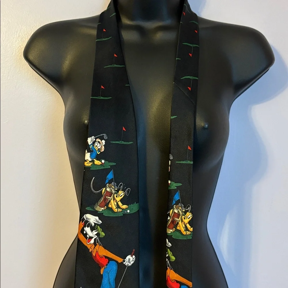 Mickey Unlimited Vintage Mickey Goofy Pluto Donald Golfing Necktie Tie